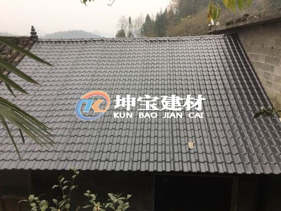 風貌改造大力推行 樹脂瓦扮靚新農村